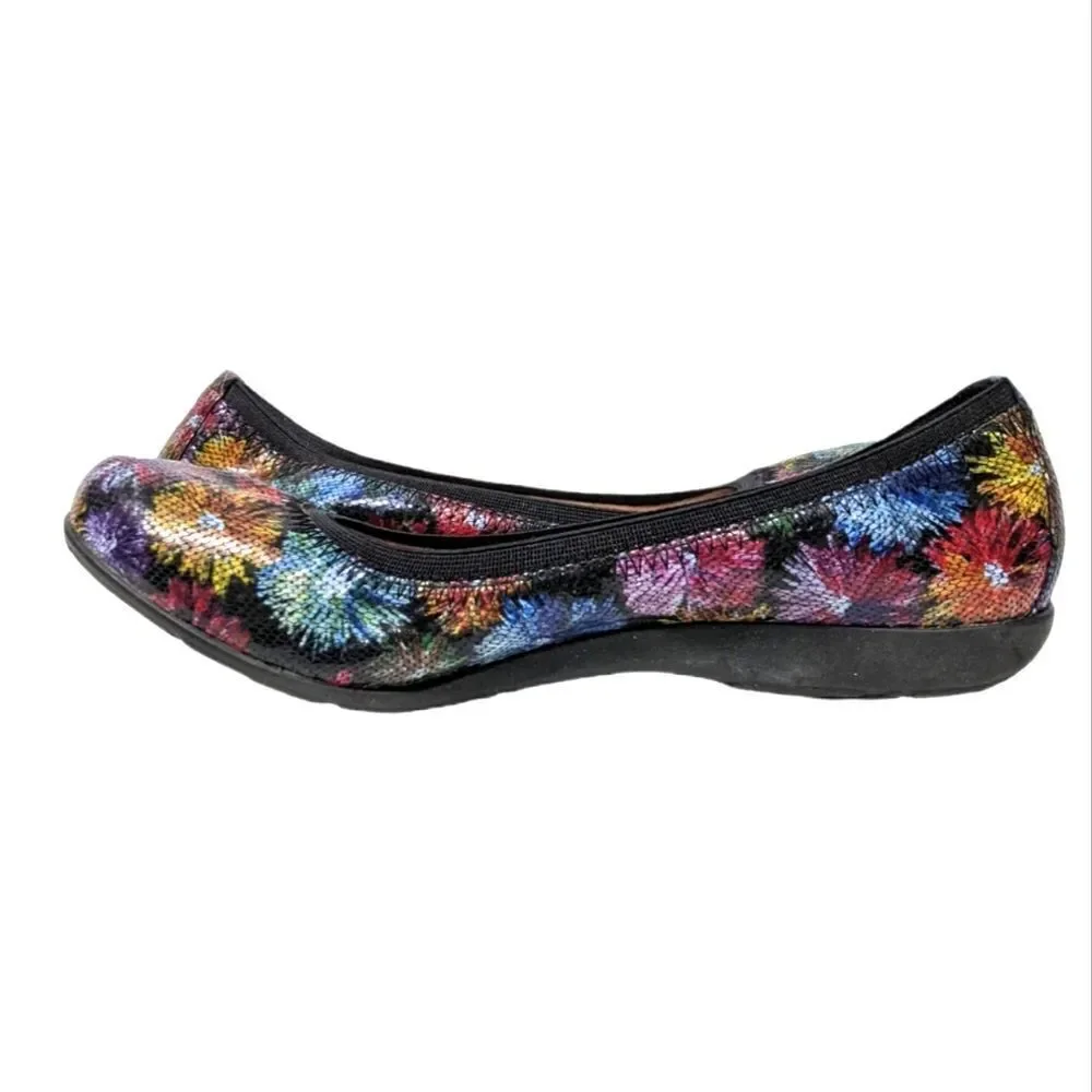 ABEO B.I.O.SYSTEM Tia Neutral Floral Leather Ballet Flats 7 Narrow